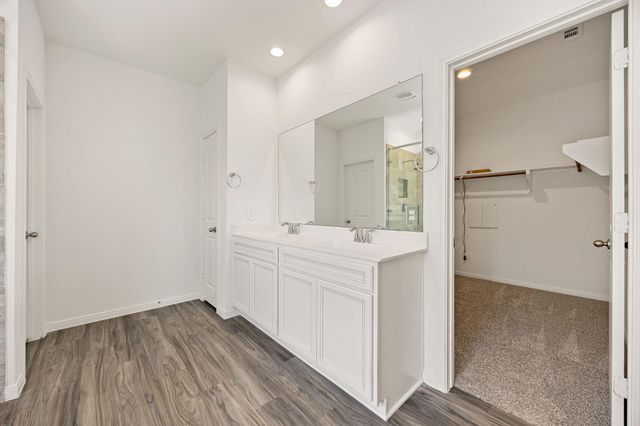 907 Youth Water Road, Montgomery, TX 77316