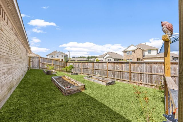 907 Youth Water Road, Montgomery, TX 77316