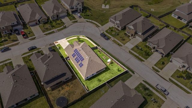 907 Youth Water Road, Montgomery, TX 77316