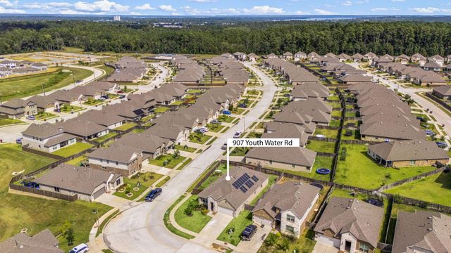 907 Youth Water Road, Montgomery, TX 77316