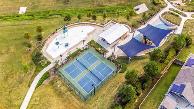 907 Youth Water Road, Montgomery, TX 77316