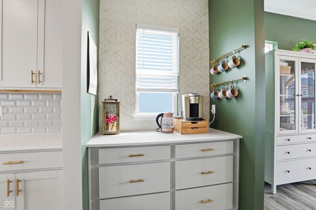 10702 Oak Bend Boulevard, Indianapolis, IN 46239