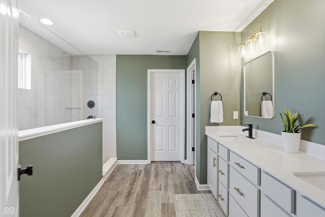 10702 Oak Bend Boulevard, Indianapolis, IN 46239