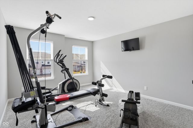 10702 Oak Bend Boulevard, Indianapolis, IN 46239