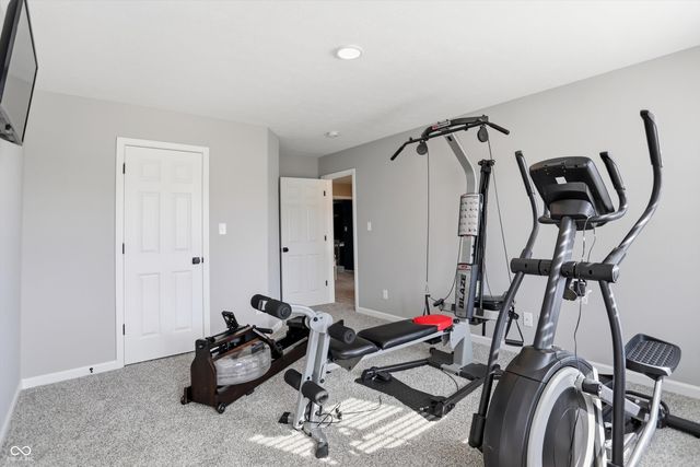 10702 Oak Bend Boulevard, Indianapolis, IN 46239