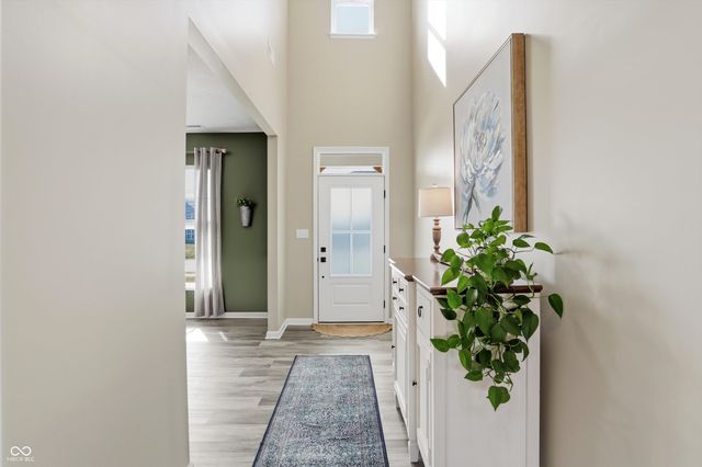 10702 Oak Bend Boulevard, Indianapolis, IN 46239