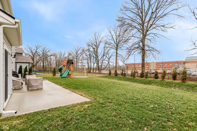 10702 Oak Bend Boulevard, Indianapolis, IN 46239