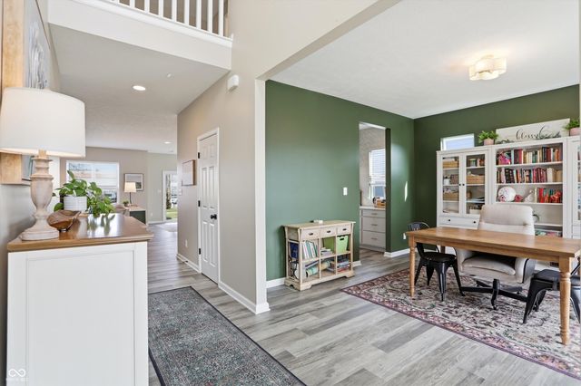 10702 Oak Bend Boulevard, Indianapolis, IN 46239