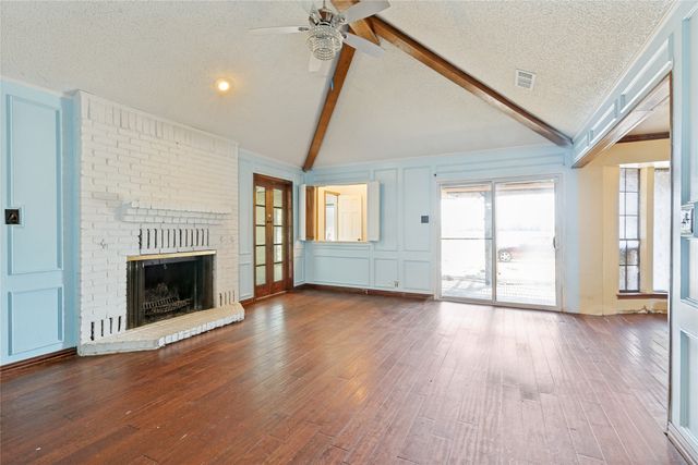 6533 Lake Side Circle, North Richland Hills, TX 76180