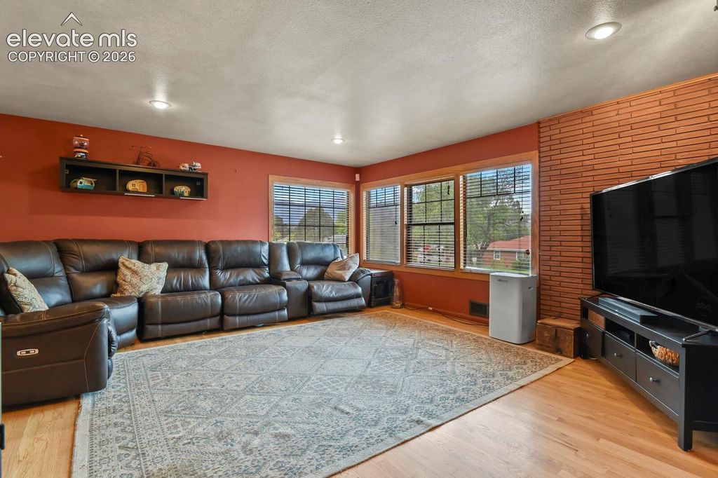1759 Palmer Park Boulevard, Colorado Springs, CO 80909 — photo 2