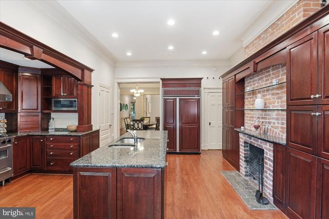 1735 Q ST NW, Washington, DC 20009