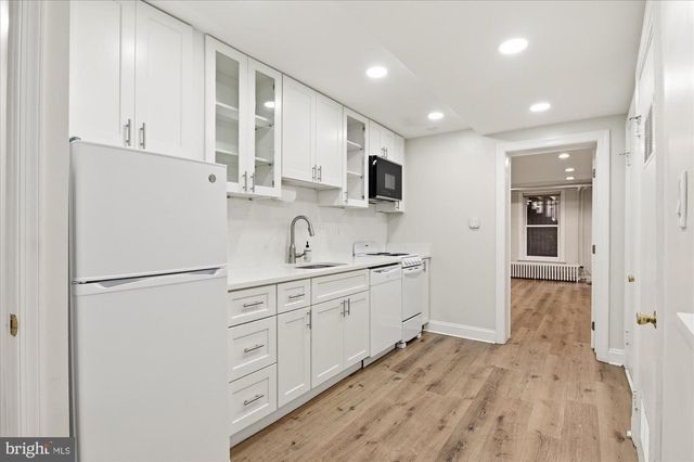 1735 Q ST NW, Washington, DC 20009