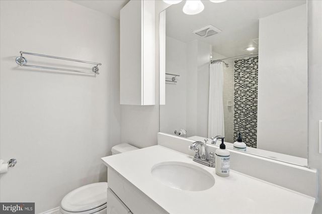 1735 Q ST NW, Washington, DC 20009