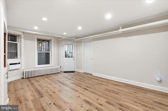 1735 Q ST NW, Washington, DC 20009