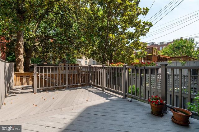 1735 Q ST NW, Washington, DC 20009