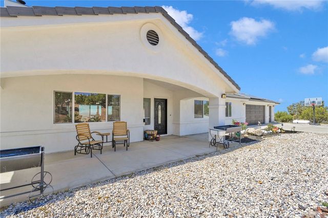 9380 Arena, Pinon Hills, CA 92372