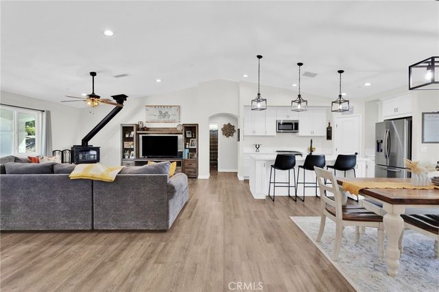 9380 Arena, Pinon Hills, CA 92372
