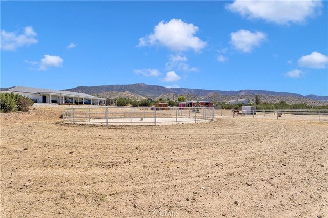 9380 Arena, Pinon Hills, CA 92372