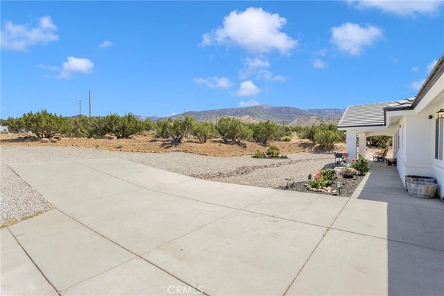 9380 Arena, Pinon Hills, CA 92372