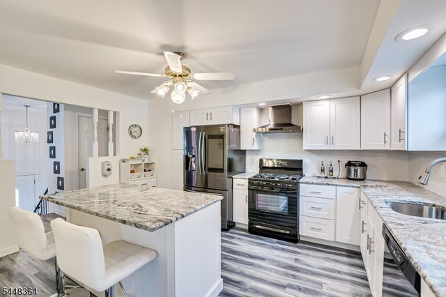737 W 8Th St, Plainfield City, NJ 07060