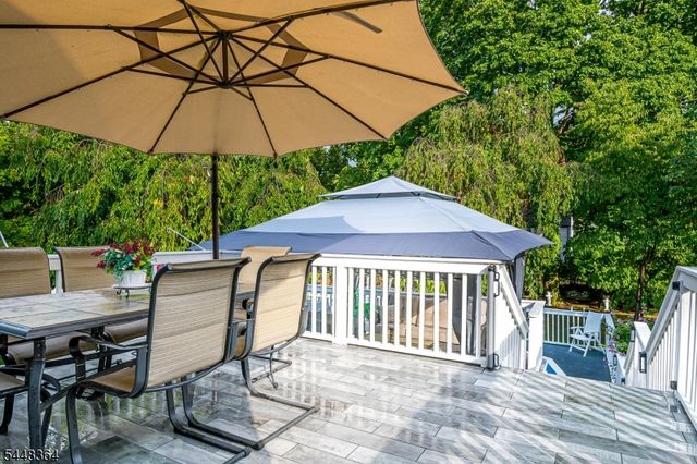 737 W 8Th St, Plainfield City, NJ 07060