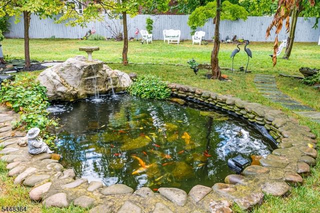 737 W 8Th St, Plainfield City, NJ 07060