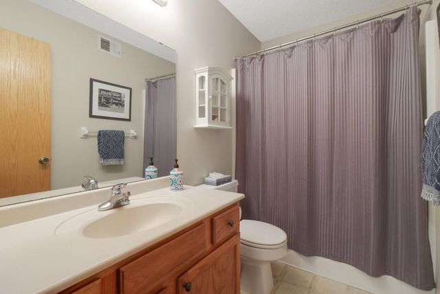 137 Century Trail, Lino Lakes, MN 55014