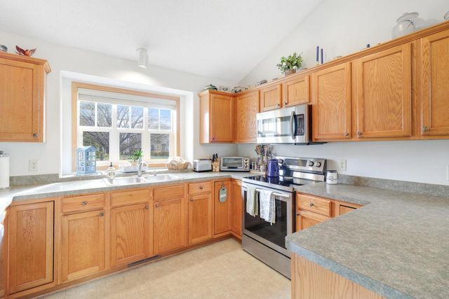 137 Century Trail, Lino Lakes, MN 55014