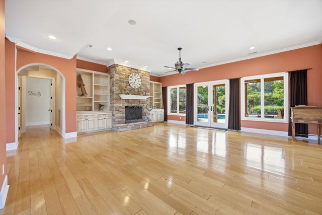 222 Cross Creek Drive, Ringgold, GA 30736