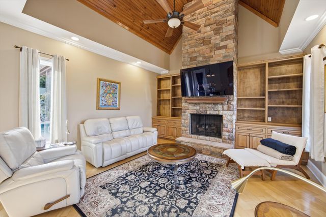 222 Cross Creek Drive, Ringgold, GA 30736