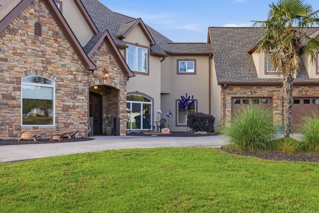222 Cross Creek Drive, Ringgold, GA 30736
