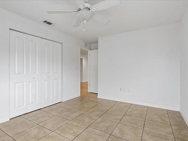 646 99th AVE N, Naples, FL 34108
