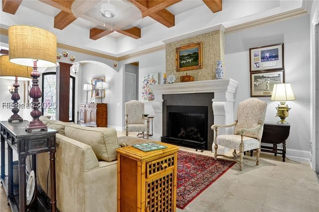 6 Litchfield Ct, Okatie, SC 29909