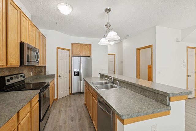 2490 119th Court NE F, Blaine, MN 55449