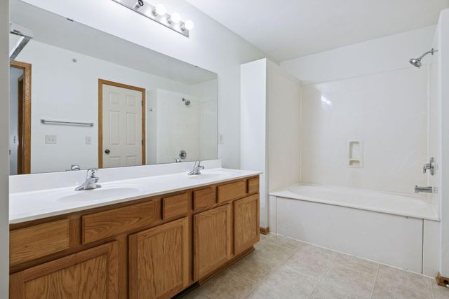 2490 119th Court NE F, Blaine, MN 55449