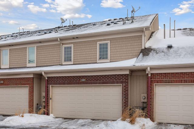 2490 119th Court NE F, Blaine, MN 55449