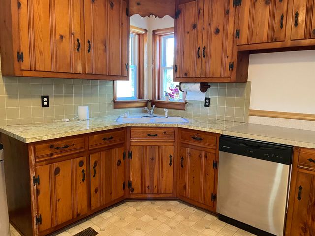 529 N AUGUSTA AVE, Waynesboro, VA 22980