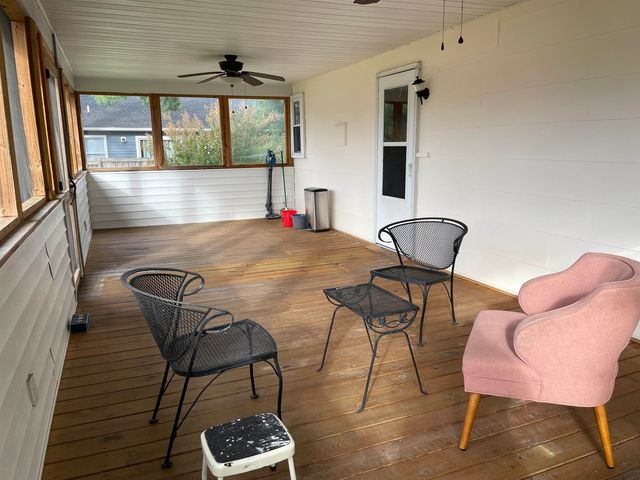 529 N AUGUSTA AVE, Waynesboro, VA 22980