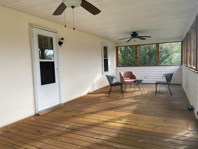 529 N AUGUSTA AVE, Waynesboro, VA 22980