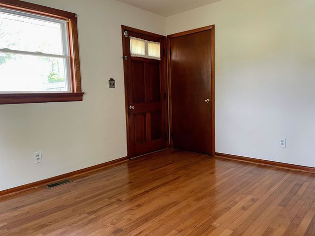 529 N AUGUSTA AVE, Waynesboro, VA 22980