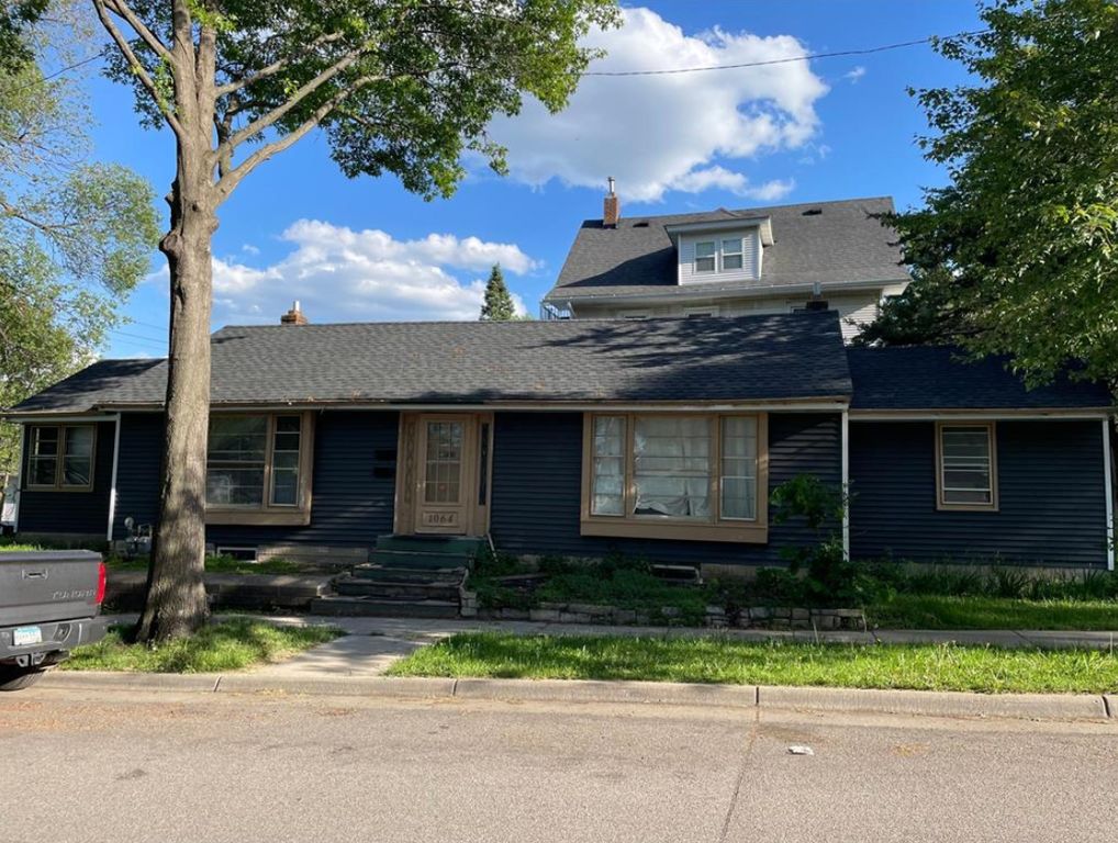 1064 Lawson Avenue E, Saint Paul, MN 55106 — exterior