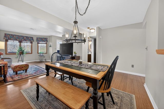 1001 Brookhaven Ln 1001, Woonsocket, RI 02895