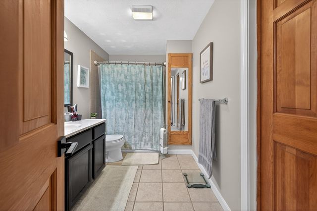 1001 Brookhaven Ln 1001, Woonsocket, RI 02895