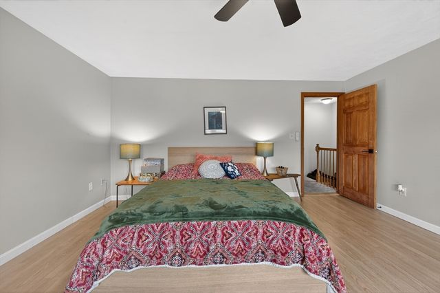 1001 Brookhaven Ln 1001, Woonsocket, RI 02895