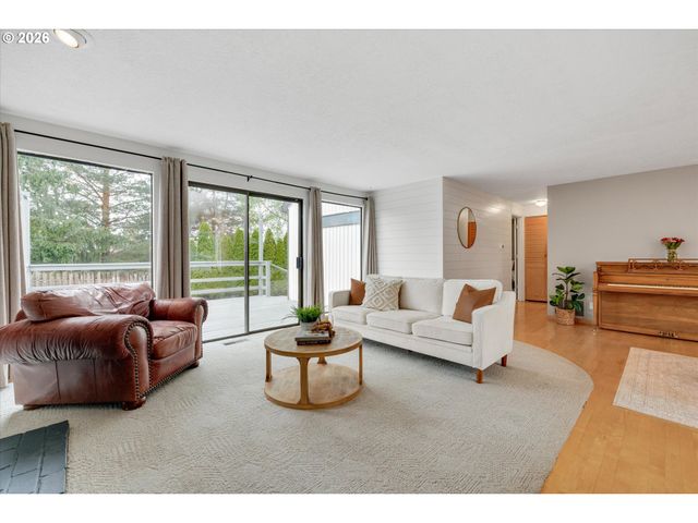 13615 Se 124TH Pl, Clackamas, OR 97015