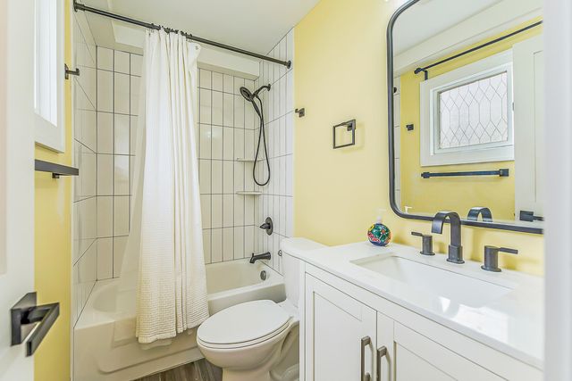 706 S 7th Street, Ann Arbor, MI 48103