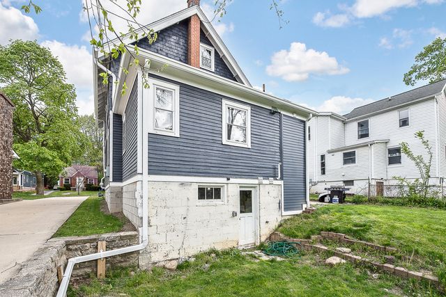 706 S 7th Street, Ann Arbor, MI 48103