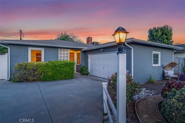 5832 Bevis Avenue, Van Nuys, CA 91411