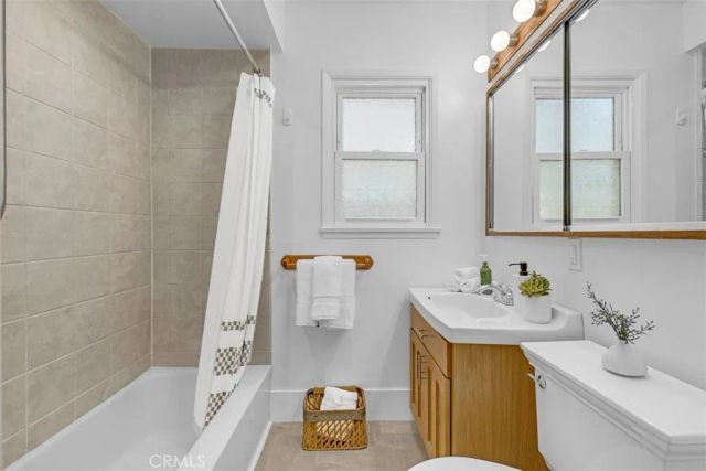 5832 Bevis Avenue, Van Nuys, CA 91411