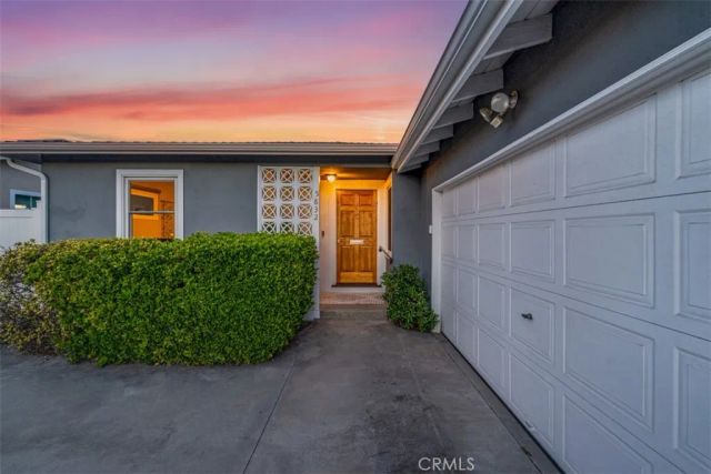 5832 Bevis Avenue, Van Nuys, CA 91411